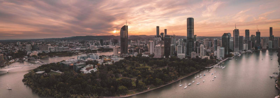 Brisbane skyline (cr: Brisbane Airport)