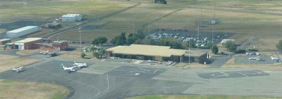 Devonport Airport (cr: Wikipedia)