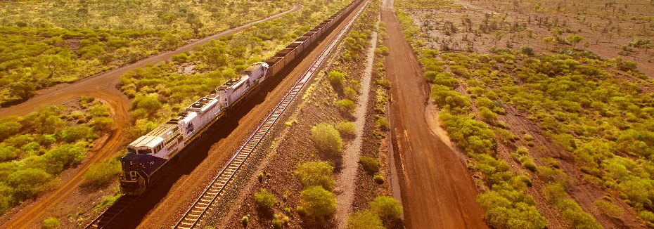 Fortescue rail in the Pilbara (cr: Fortescue Metals Group)