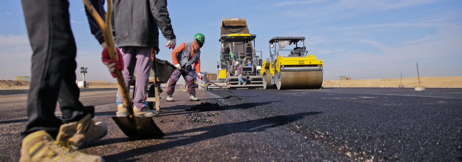 Road works (cr: Pixabay - s_m_anamul_rezwan)