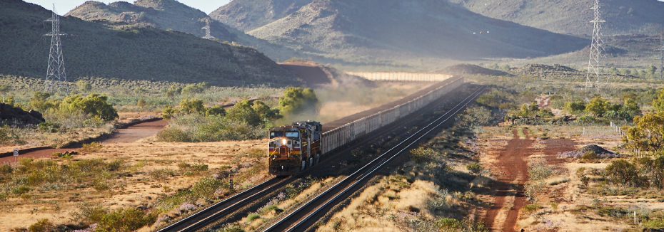 Rio Tinto haul train in the Pilbara (cr: Rio Tinto)