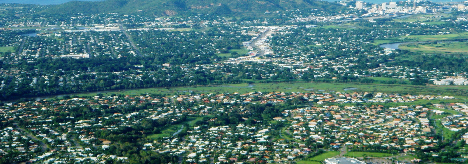 Townsville aerial shot (cr: Wikipedia)