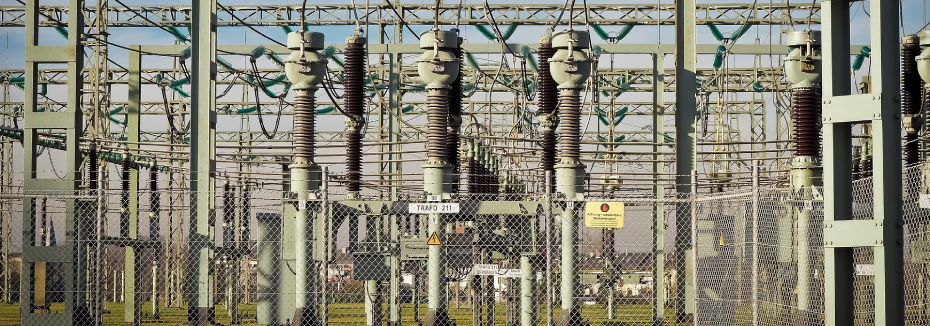 Electricity substation (cr: Pixabay - 652234)